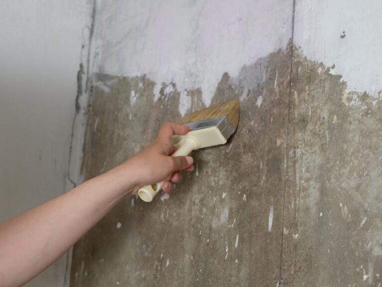 Jak właściwie zagruntować ścianę przed malowaniem? Praktyczne porady i kroki.