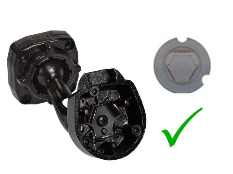 Praktyczny przewodnik: jak prawidłowo zamontować lusterko wsteczne w samochodzie