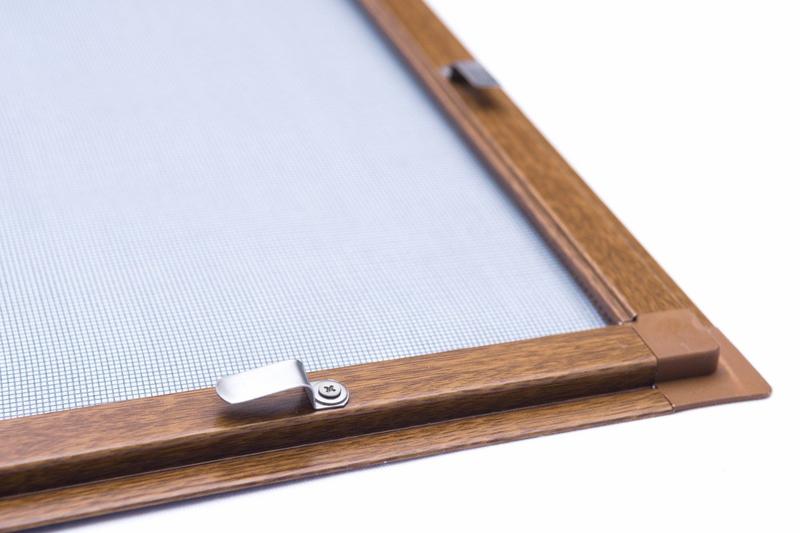 Skuteczny sposób na montaż moskitier ramkowych na okno