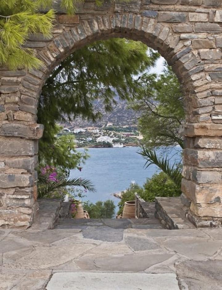 Dobór kamieni do łuku