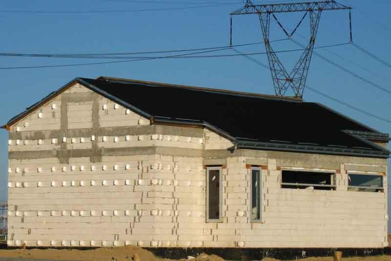 Porównanie domu pasywnego i tradycyjnego