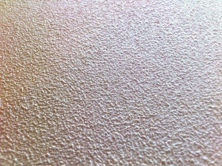 Jak skutecznie nakładać farbę strukturalną baranek – poradnik krok po kroku