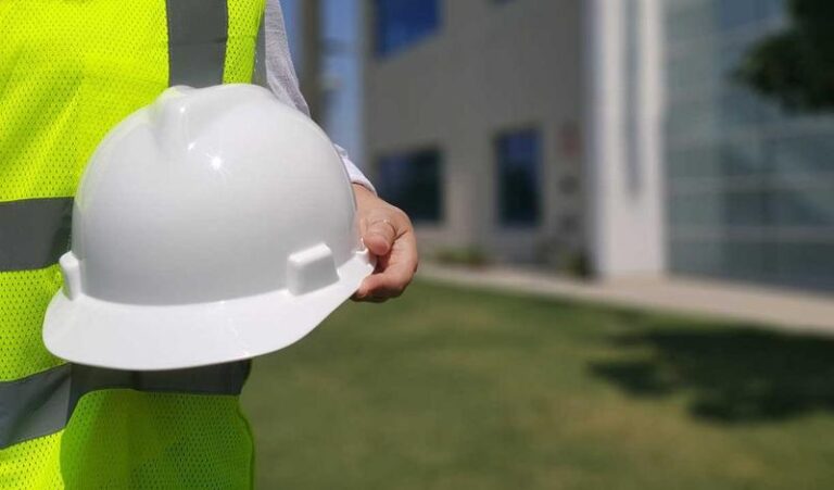 Jak kształtuje się cena kierownika budowy domu jednorodzinnego?