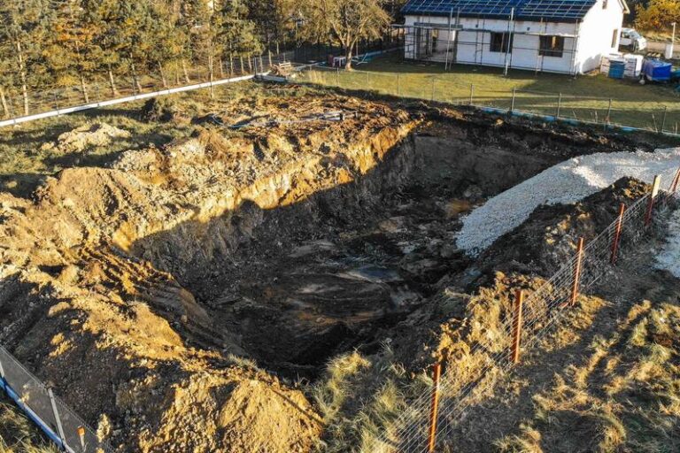 Jakie są koszty wymiany gruntu pod fundamenty? Przewodnik po najważniejszych aspektach