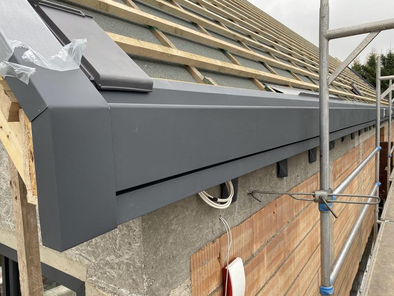 Montaż rynien dachowych